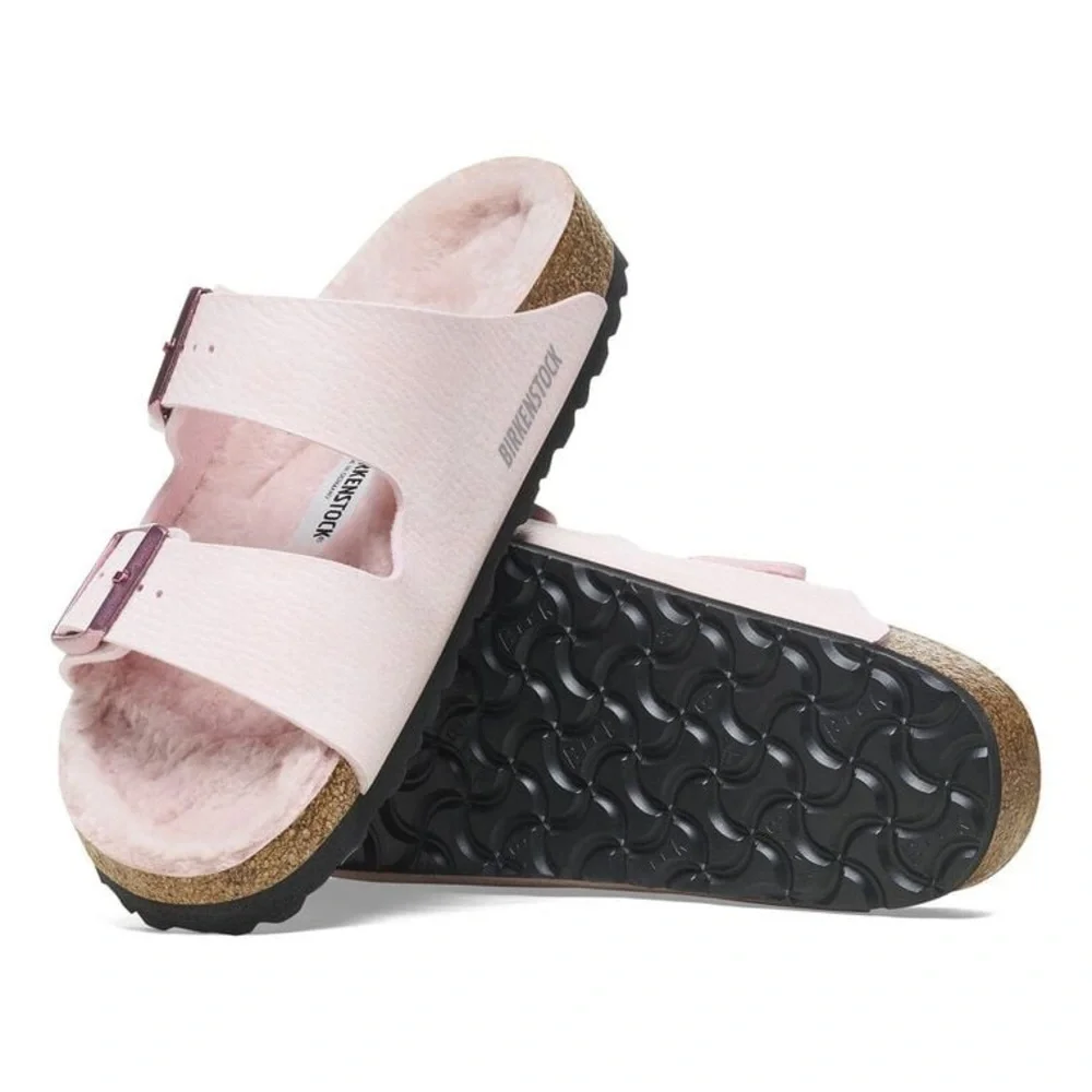Birkenstock Shearling Arizona Sandals 💗 - Picture 2 of 14